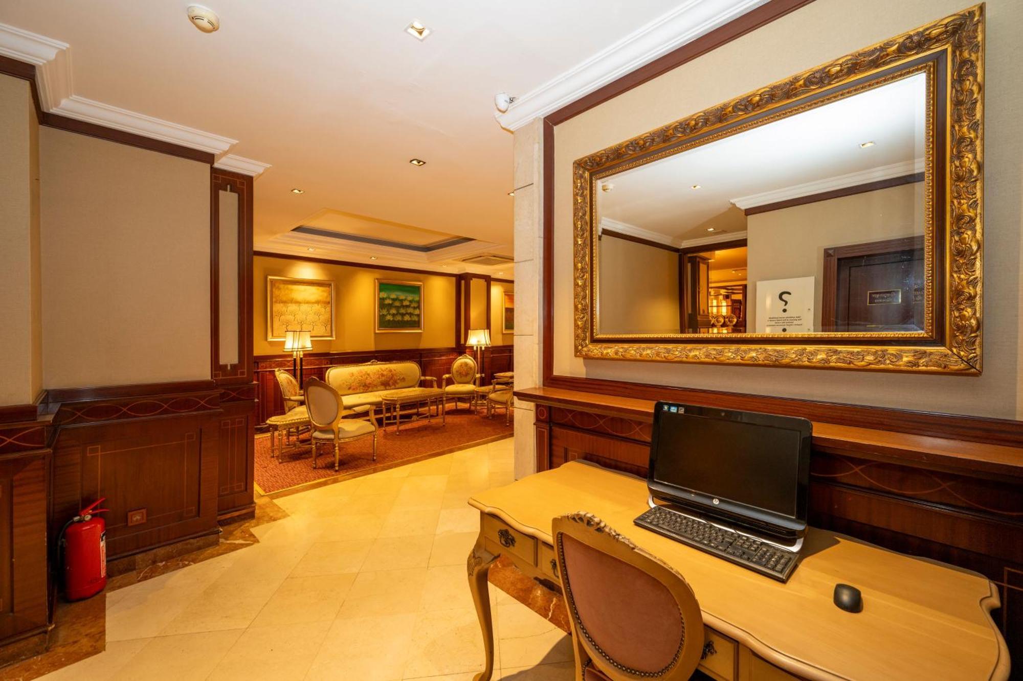 Pera Rose Hotel & Spa Istanbul Exterior foto