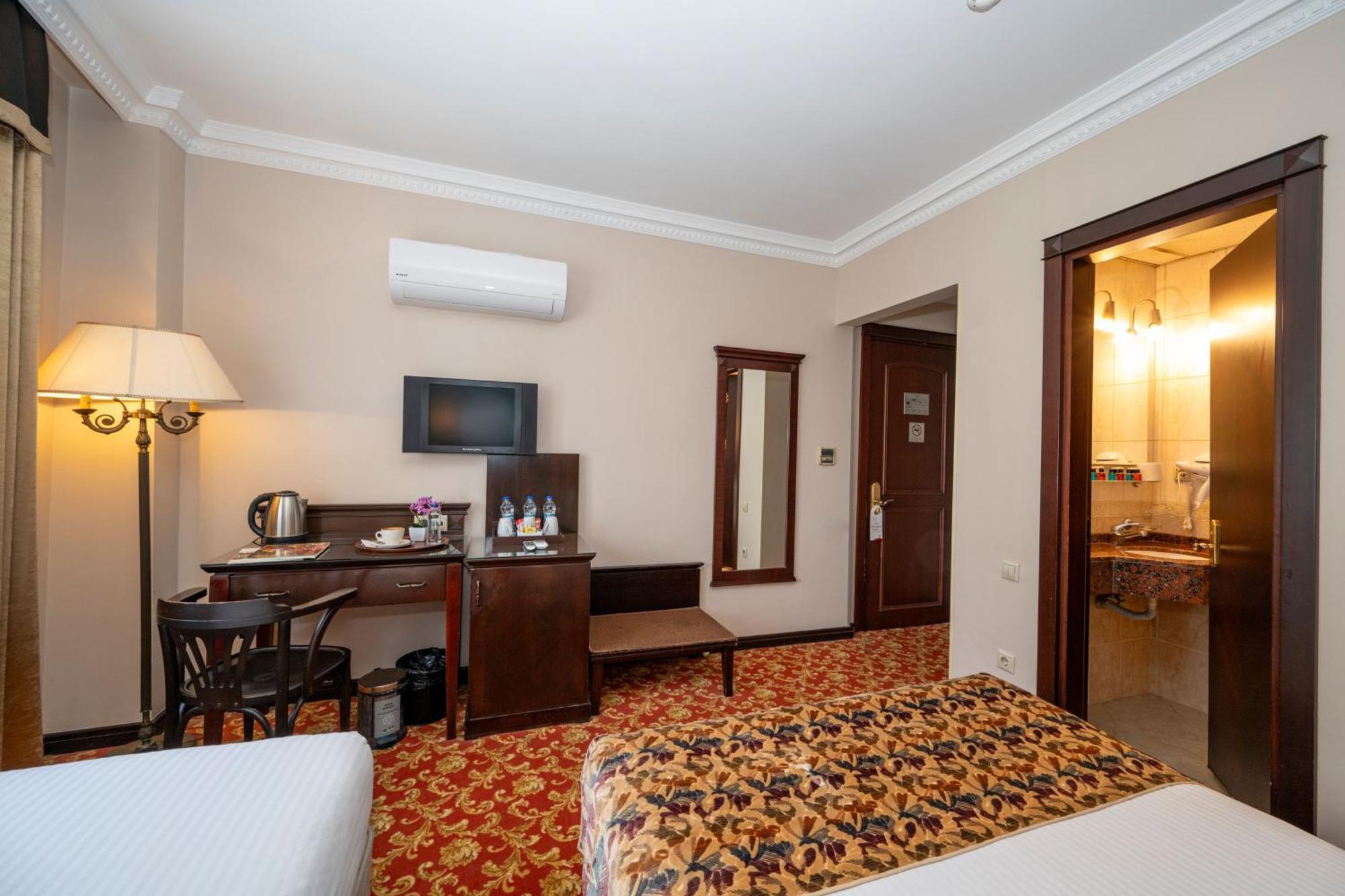 Pera Rose Hotel & Spa Istanbul Exterior foto