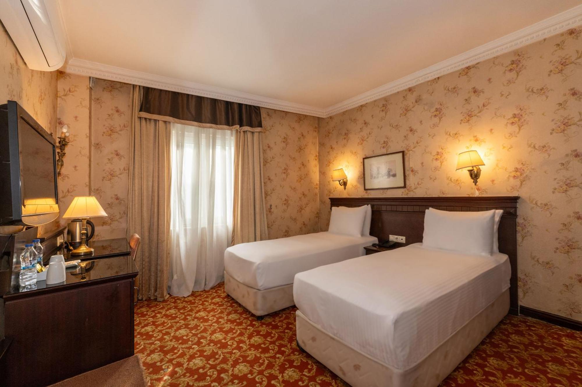 Pera Rose Hotel & Spa Istanbul Exterior foto